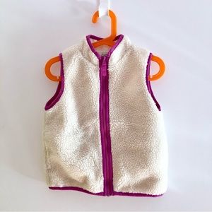 Oshkosh Kids Fuzzy Vest Size 5T